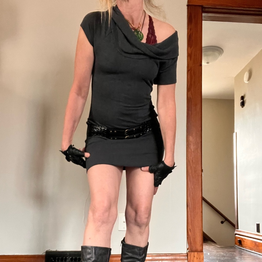 Retro 80’s style girls night out mini dress